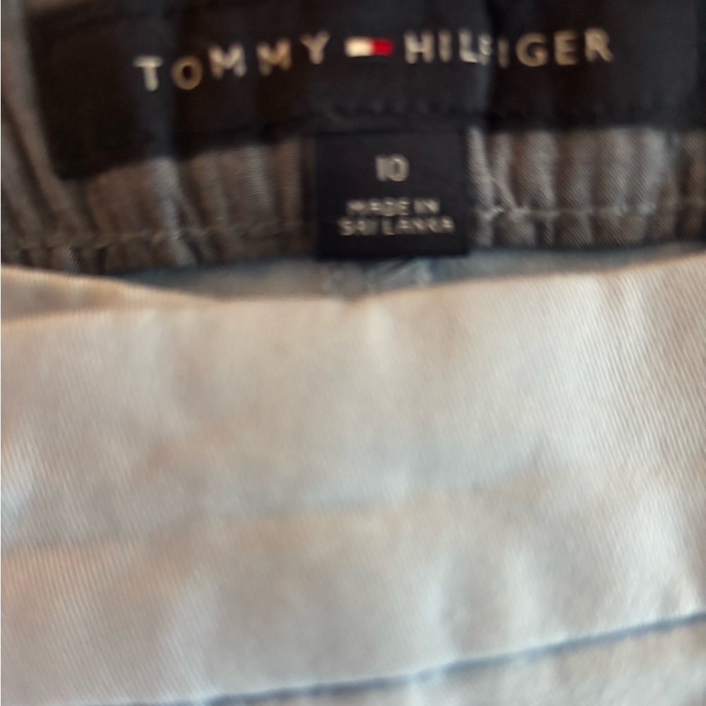 Tommy Hilfiger Light Pink Women's Shorts size 10 in good condition - Picture 2 of 4
